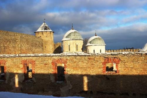 Ивангородская крепость выходит из самоизоляции