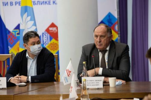 Абдулмуслим Абдулмуслимов принял участие в экономическом форуме в Калмыкии