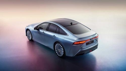 Будущее Toyota Camry: Каким будет самый экологичный водородный автомобиль в мире?