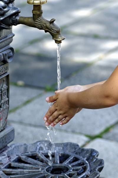 Как обеспечить мытье рук? Обострение наболевших проблем