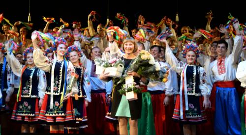Ансамбль Свитанок собрал звездных выпускников на юбилейном концерте