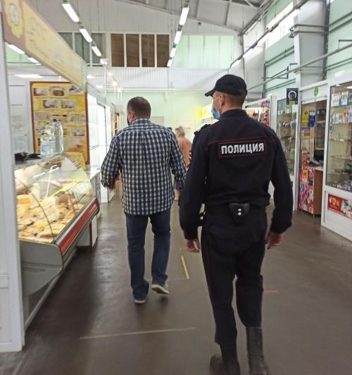 В Костроме проверяют соблюдение «масочного режима» в торговых центрах и общественном транспорте