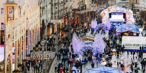 Жителей и гостей Москвы продолжает радовать фестиваль «Путешествие в Рождество»