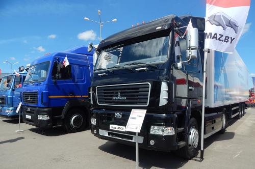 Белорусских грузовиков в России стало меньше. Экспорт из этой страны существенно сократился